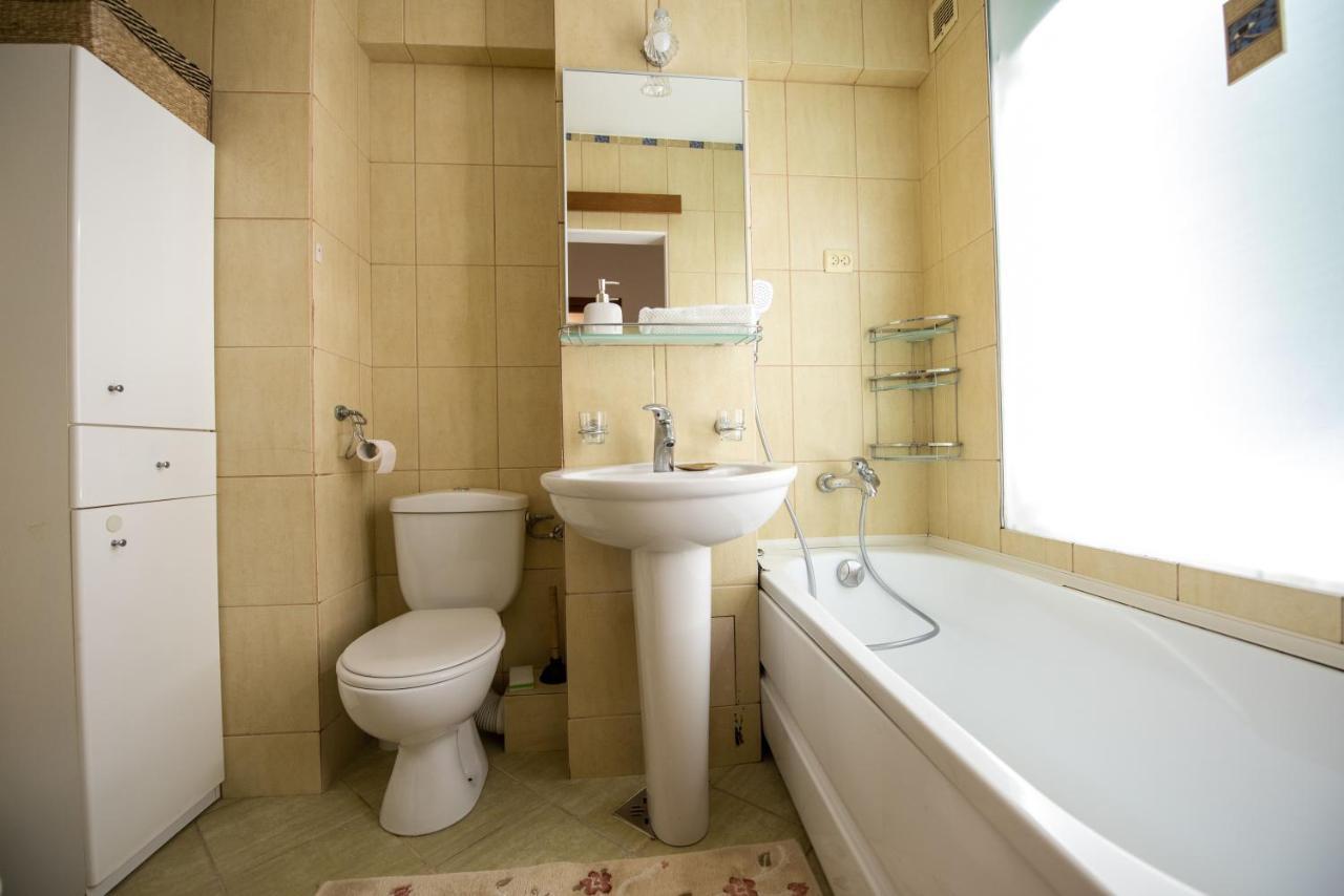 Cozy Apartment In Сучава Экстерьер фото